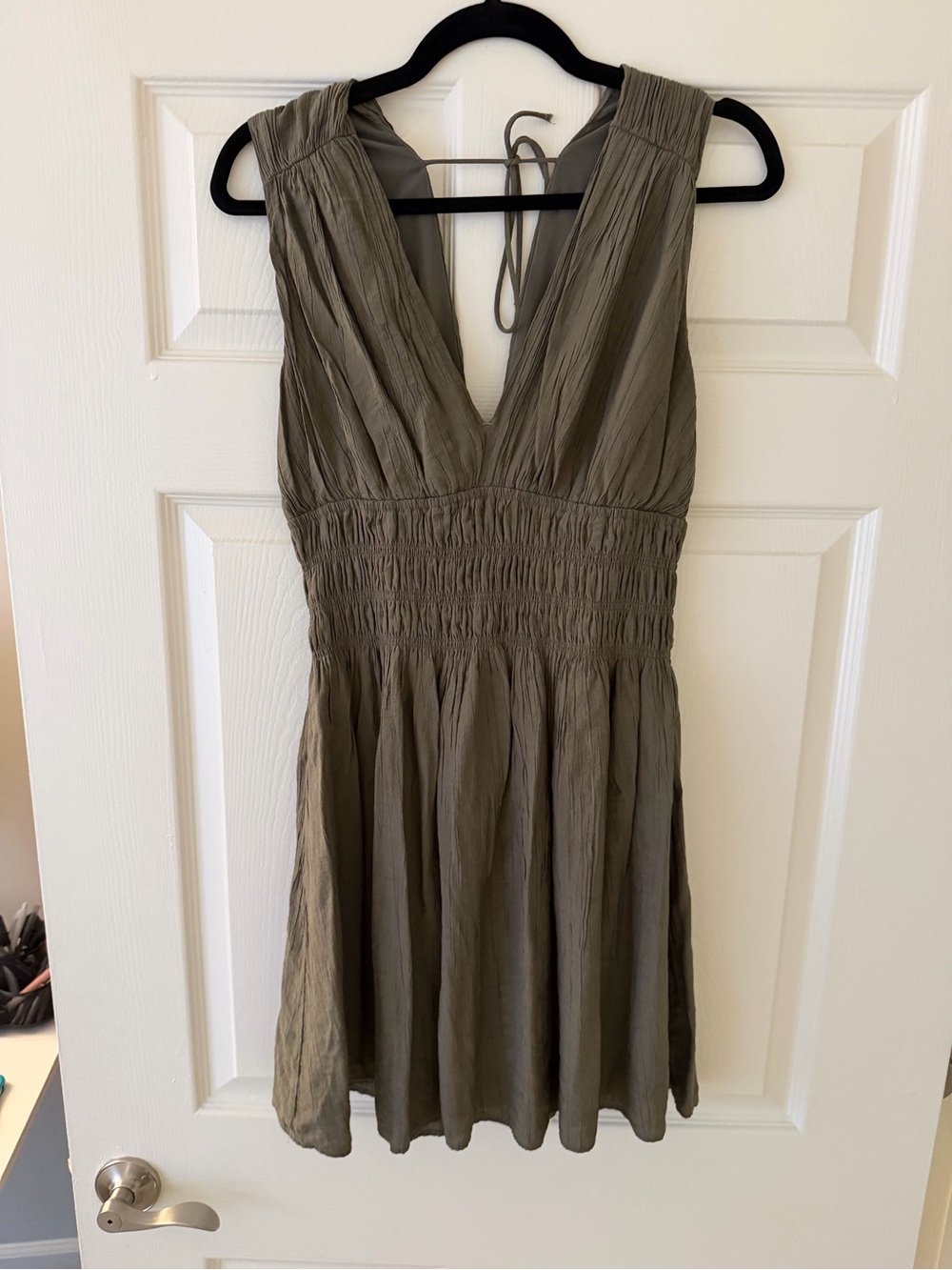 Abercrombie & Fitch Olive Green Sleeveless V-Neck Smocked Waist Dress